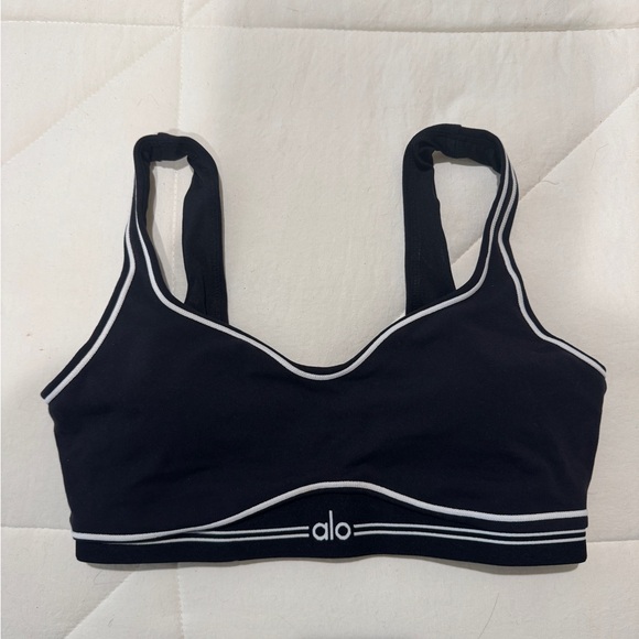 ALO Yoga Black Heartthrob Bra - Picture 2 of 6